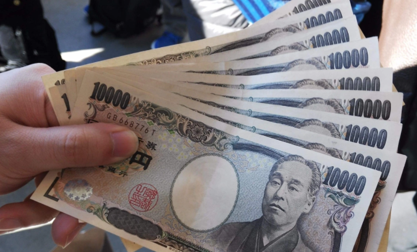 包含人民币主币和辅币都是无限法偿货币的词条